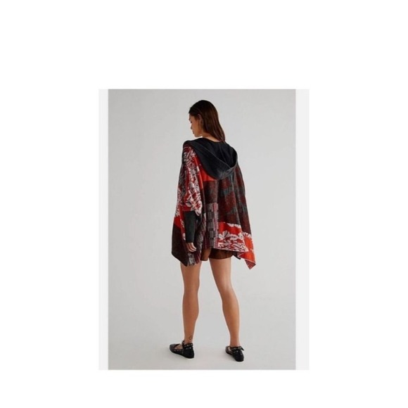 Free People Autumn Patchwork Poncho Cardigan XS/S Hood Dolman Sleeve Boho - Picture 16 of 16